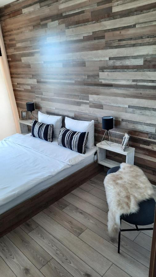 New Grey Residence Apartament Târgu-Mureş Exteriör bild
