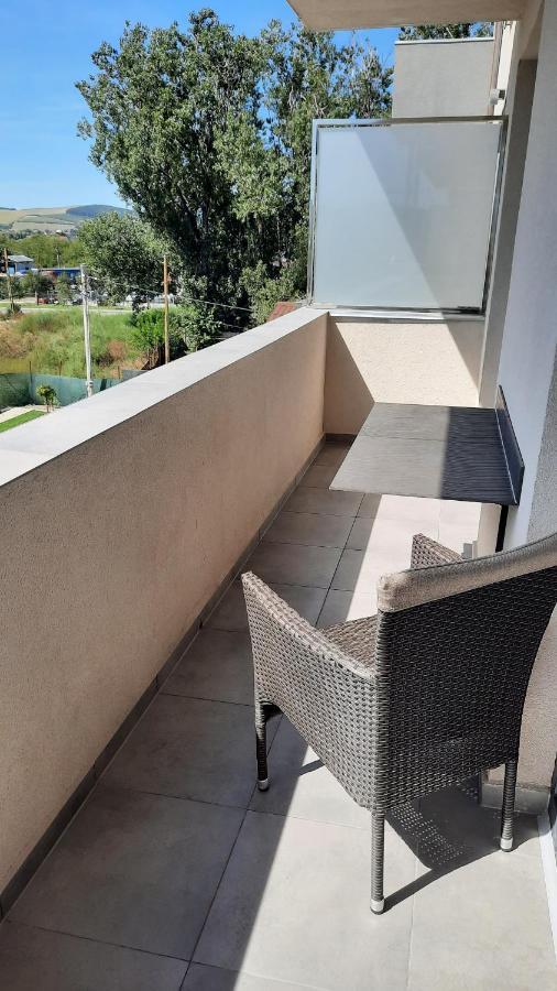 New Grey Residence Apartament Târgu-Mureş Exteriör bild